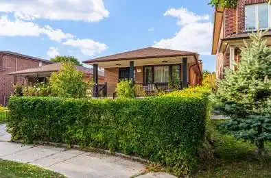 98 Hay Avenue Toronto W06 Ontario M8Z 1G4