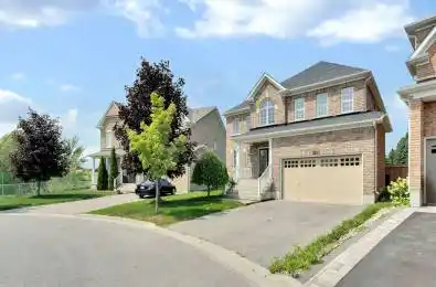 2051 HUNKING Court Oshawa Ontario L1K 0V3