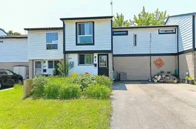 4 Greenfield Square Brampton Ontario L6S 2J3