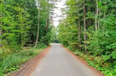 1019 DAVIS Drive Gravenhurst Ontario P0E 1N0