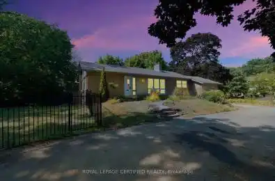 122 Selgrove Crescent Oakville Ontario L6L 1L3