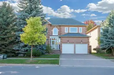 99 Clarendon Drive Richmond Hill Ontario L4B 3W5