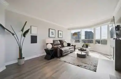 32 Clarissa Drive Unit# 826 Richmond Hill Ontario L4C 9R7