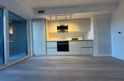 110 Broadway Avenue Unit# 318S Toronto C10 Ontario M4P 1V7