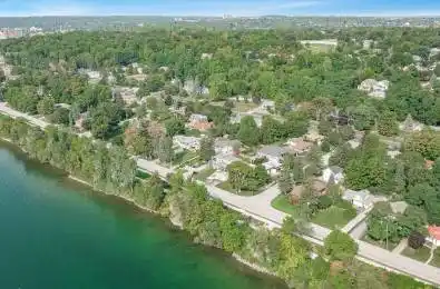 202 Kempenfelt Drive Barrie Ontario L4M 1C3