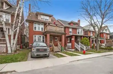 62 Barnesdale Avenue Hamilton Ontario L8M 2V4