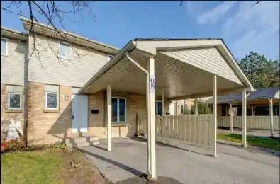 55 ASHLEY Crescent Unit# 14 London South Ontario N6E 3R8