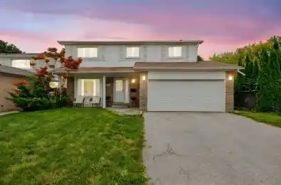 16 Mayvern Crescent Richmond Hill Ontario L4C 5J4