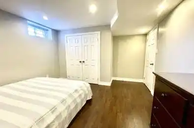 22 Newcastle Crescent Richmond Hill Ontario L4S 2C5