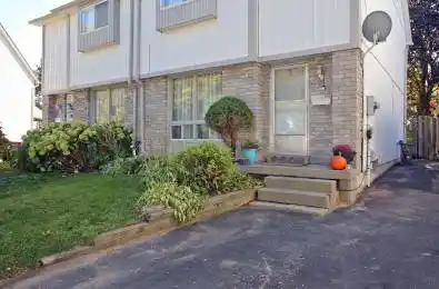 205 Northminster Court Oshawa Ontario L1G 7M6