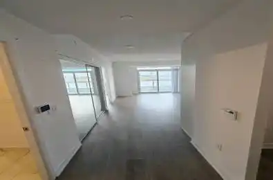 60 HoneyCrisp Crescent Unit# 612 Vaughan Ontario L4K 0N5