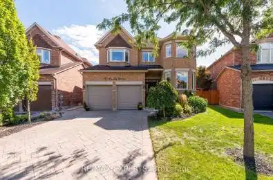 170 Ivy Jay Crescent Aurora Ontario L4G 0E9