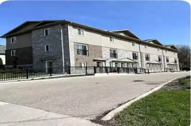 122 Courtland Avenue Unit# 14 Kitchener Ontario N2G 0B8