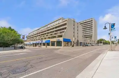 50 Richmond Street Unit# 220 Oshawa Ontario L1G 7C7