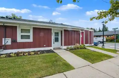 47 SZOLLOSY Circle Hamilton Ontario L9B 1T8