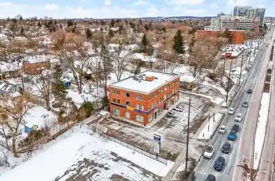 390 Davis Drive Unit# 303 Newmarket Ontario L3Y 7T8