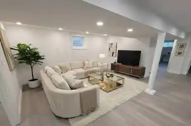 347 Boisdale Avenue Richmond Hill Ontario L4C 1R4