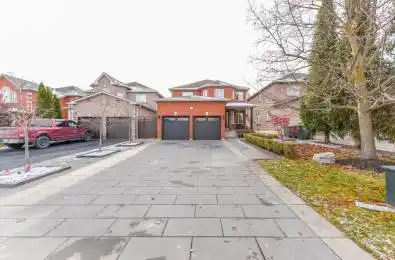 7 Southbury Manor Drive Caledon Ontario L7E 1X7