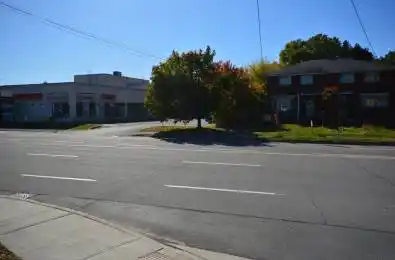 348 Woodroffe Avenue Woodroffe Ontario K2A 3V5