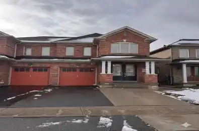 16 Swancreek Court Brampton Ontario L6P 3S7