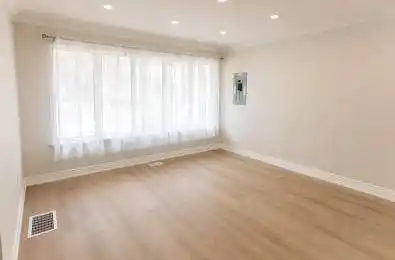 125 Clarence Street Unit# Main Brampton Ontario L6W 1T1