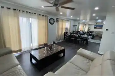 13 Greenarrow Court Brampton Ontario L6S 2K1