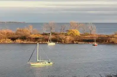 110 Marine Parade Drive Unit# 505 Toronto W06 Ontario M8V 0B6