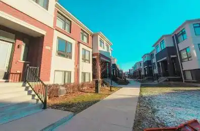 33 Thomas Armstrong Lane Richmond Hill Ontario L4C 3E4