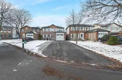 30 Myna Court Brampton Ontario L6S 4H8