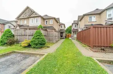 141 Chipmunk Crescent Brampton Ontario L6R 1B7