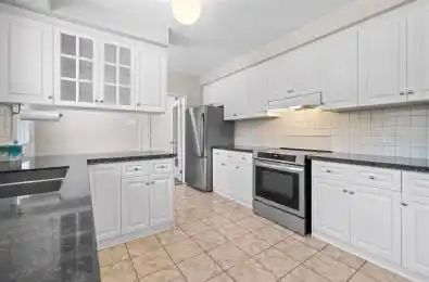 613 Sequin Crescent Mississauga Ontario L5H 1W4