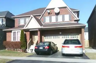 33 Rushbrooke Way Ajax Ontario L1Z 2C4