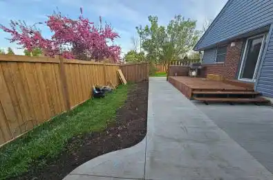 6306 Crickadorn Court Mississauga Ontario L5N 2J6