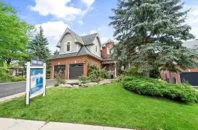 1022 Ivsbridge Boulevard Newmarket Ontario L3X 2A2