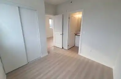 13042 Yonge Street Unit# 204 Richmond Hill Ontario L4E 1N6