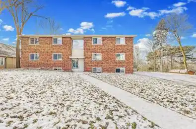 308 Prospect Street Unit# 3 Newmarket Ontario L3Y 3V2