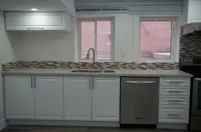 5278 Astwell Avenue Unit# Lower Mississauga Ontario L5R 3K1