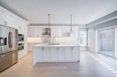 214 Alfred Paterson Drive Markham Ontario L6E 2E7