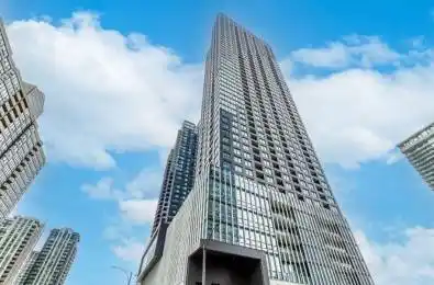 395 Square One Drive Unit# 3811 Mississauga Ontario L5B 0P6