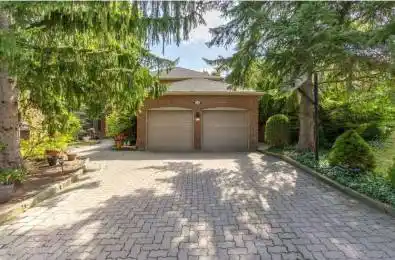 23 Briarwood Road Markham Ontario L3R 2W7