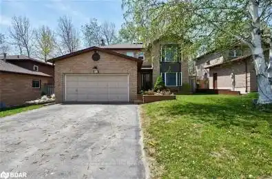 12 Keats Drive Barrie Ontario L4N 6C7