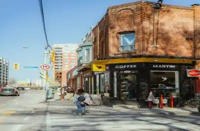 1421 Bloor Street Toronto C01 Ontario M6P 3L4