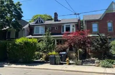 176 Lippincott Street Unit# Main Toronto C01 Ontario M5S 2P1