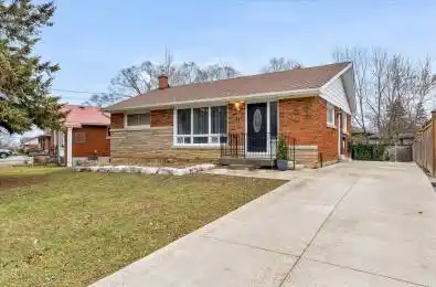 47 BATTLEFIELD Drive Hamilton Ontario L8G 1V1