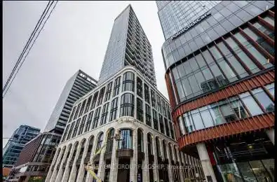 470 Front Street Unit# GPH5 Toronto C01 Ontario M5V 0V6