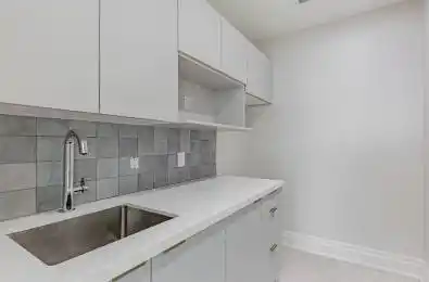 345 Wilson Avenue Unit# 300-400 Toronto C06 Ontario M3H 5W1