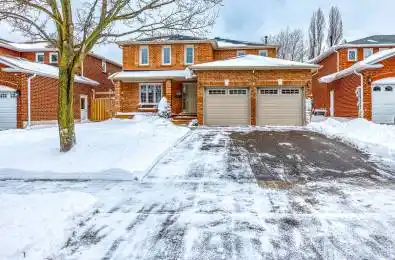 1356 Chedboro Crescent Oakville Ontario L6J 7A3