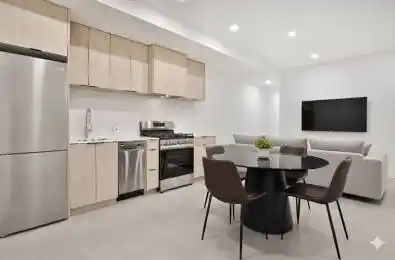 28 Salem Avenue Unit# 4 Toronto W02 Ontario M6H 3C1