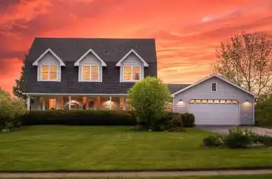 5048 William Street Pickering Ontario L1Y 1B2