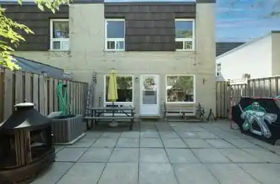 23 Four Winds Drive Unit# 13 Toronto W05 Ontario M3J 1K7